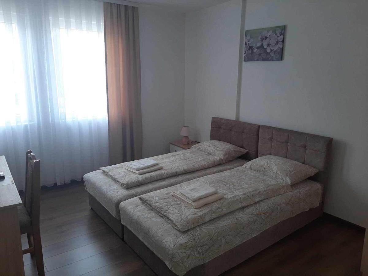 Apartmani Centar Сьєниця Екстер'єр фото