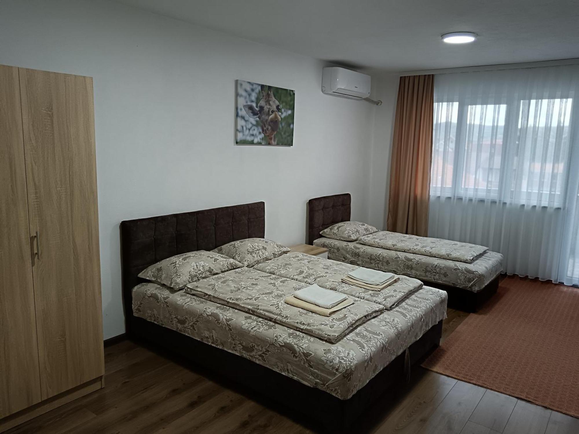Apartmani Centar Сьєниця Екстер'єр фото